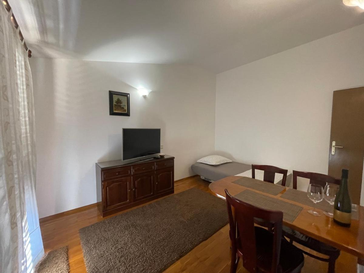 Apartment Jurasovic ماكارسكا الغرفة الصورة